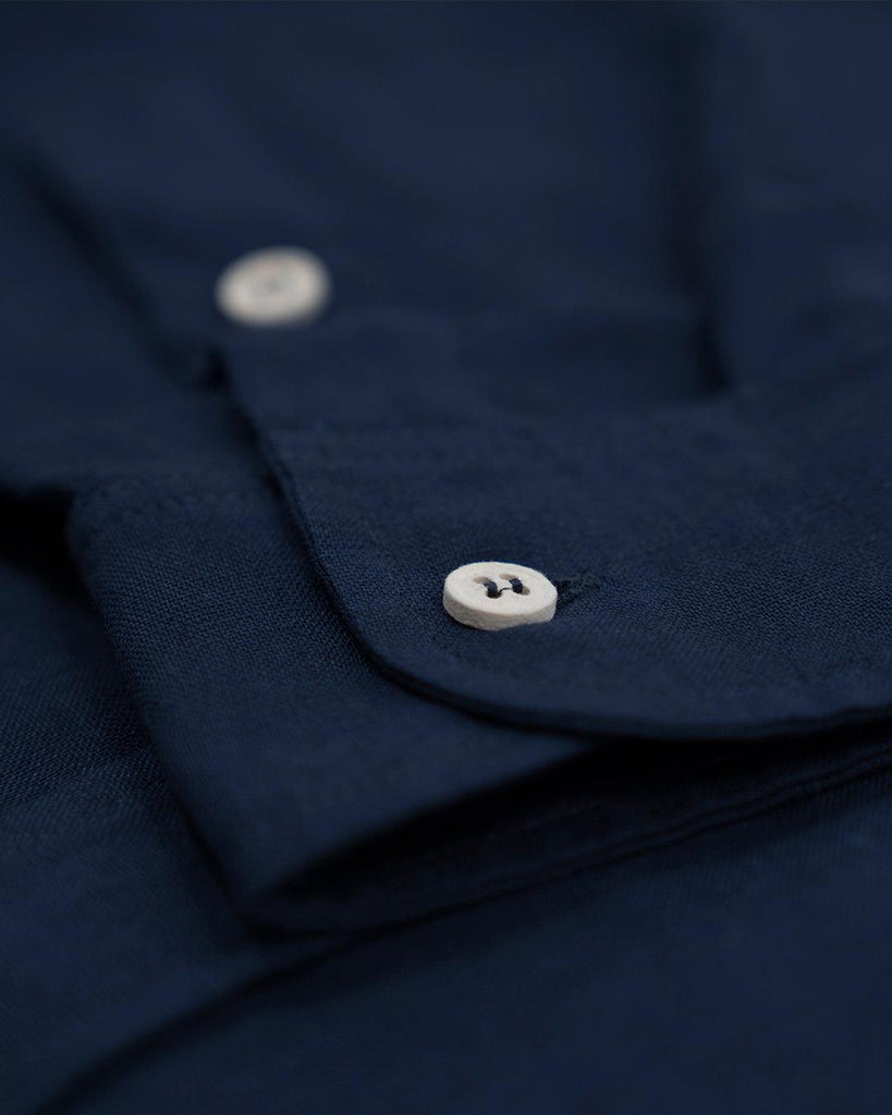 Camisa Lino Drop Navy con Botones Reciclados - Batera Brand