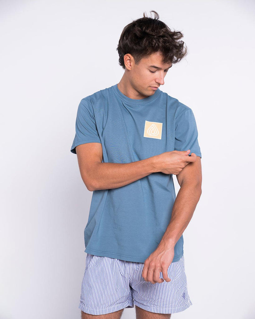 Camiseta Algodón Orgánico Retro Vibes Azul - Batera Brand